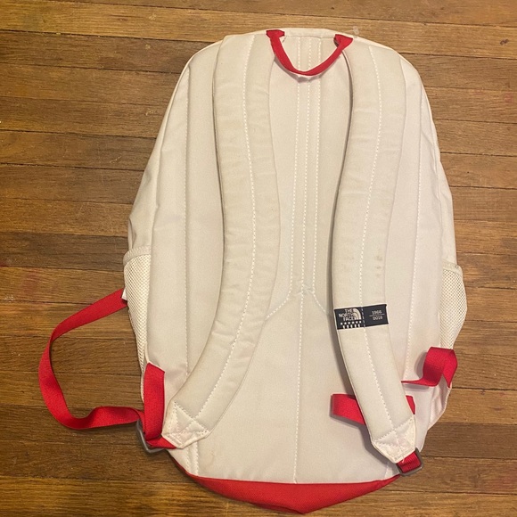 The north face back pack - Picture 2 of 5